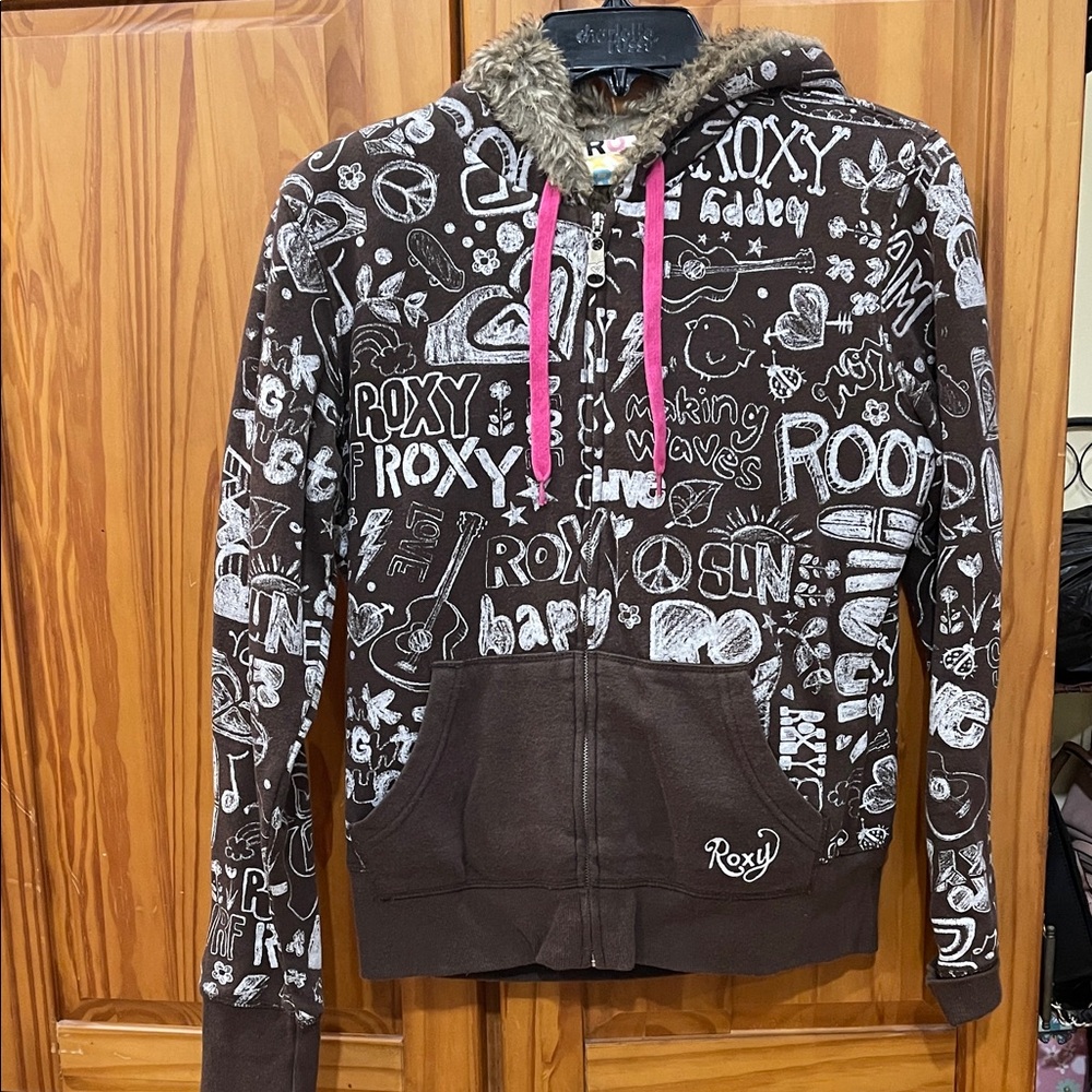 Y2K~ Roxy Fur Lined Hoodie with Pink Drawstrings and Brown Graphics